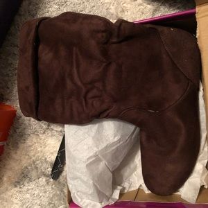 Brown fold over shiekh boots